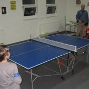 Chlapci si zahráli ping pong..jpg